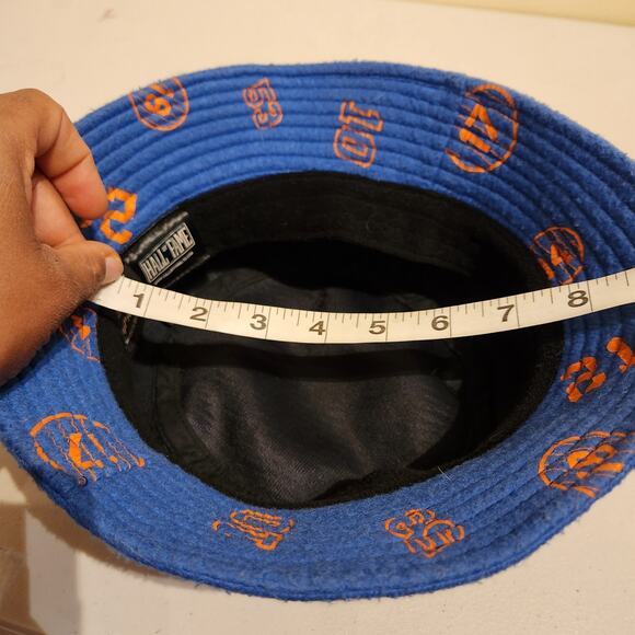 NY Knicks Colorway Fleece Bucket Hat Unisex Print Sample By Hall Of Fame - Picture 6 of 8